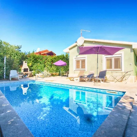 Mit Privatpool Fuer 3 Personen Ca 60 Qm In Banjole, Istrien Istrische Riviera Semesterbostad
